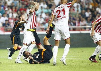 Antalyaspor - Galatasaray maçında penaltı kararı! İşte o pozisyon