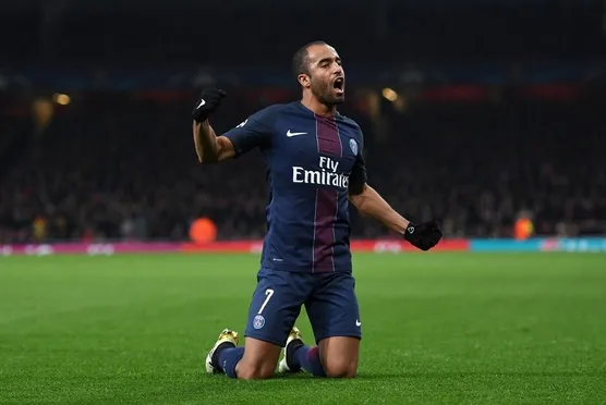 Galatasaray'dan Lucas Moura bombası