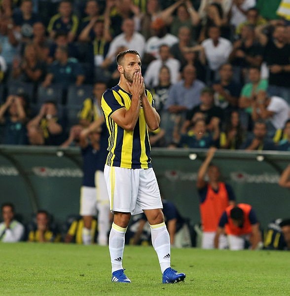 Damien Comolli sezon sonunu bekliyor!