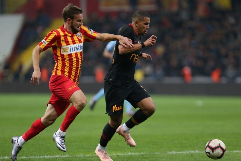 Feghouli’den Fatih Terim’e şok sözler!