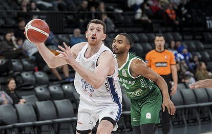 Anadolu Efes evinde Bursaspor’u geçti!