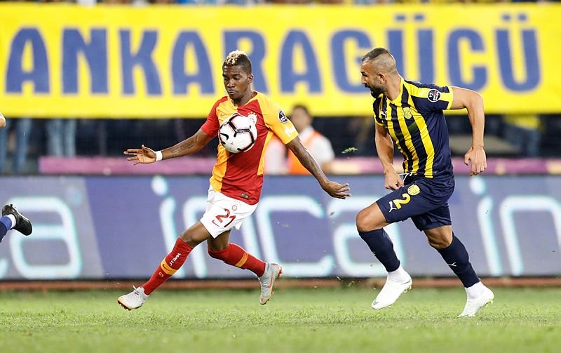 Fatih Terim yönetimle görüştü: ’Bana transfer lazım’