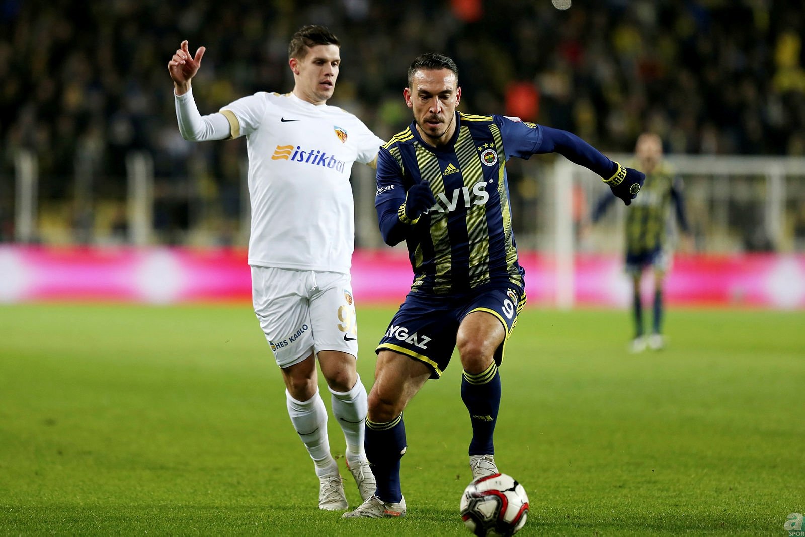 Fenerbahçe’de 2 sürpriz ayrılık yolda! Satış listesine kondular