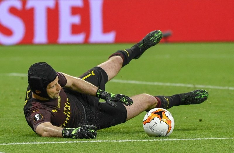 Bakü’de Mesut Özil’e Fenerbahçe mesajı