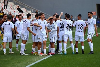 Altay, 2. Lig’e galibiyetle veda ettiNesine 2. Lig: Altay: 3 - Kırklarelispor: 0