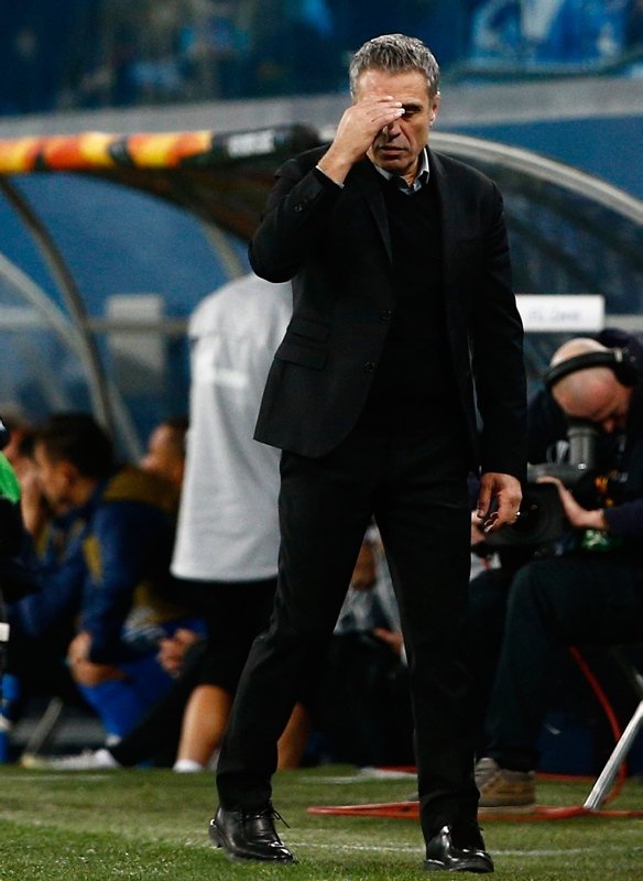 Fenerbahçeliler gülmeye hasret