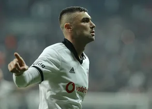 Burak Yılmaz'dan olay karar!