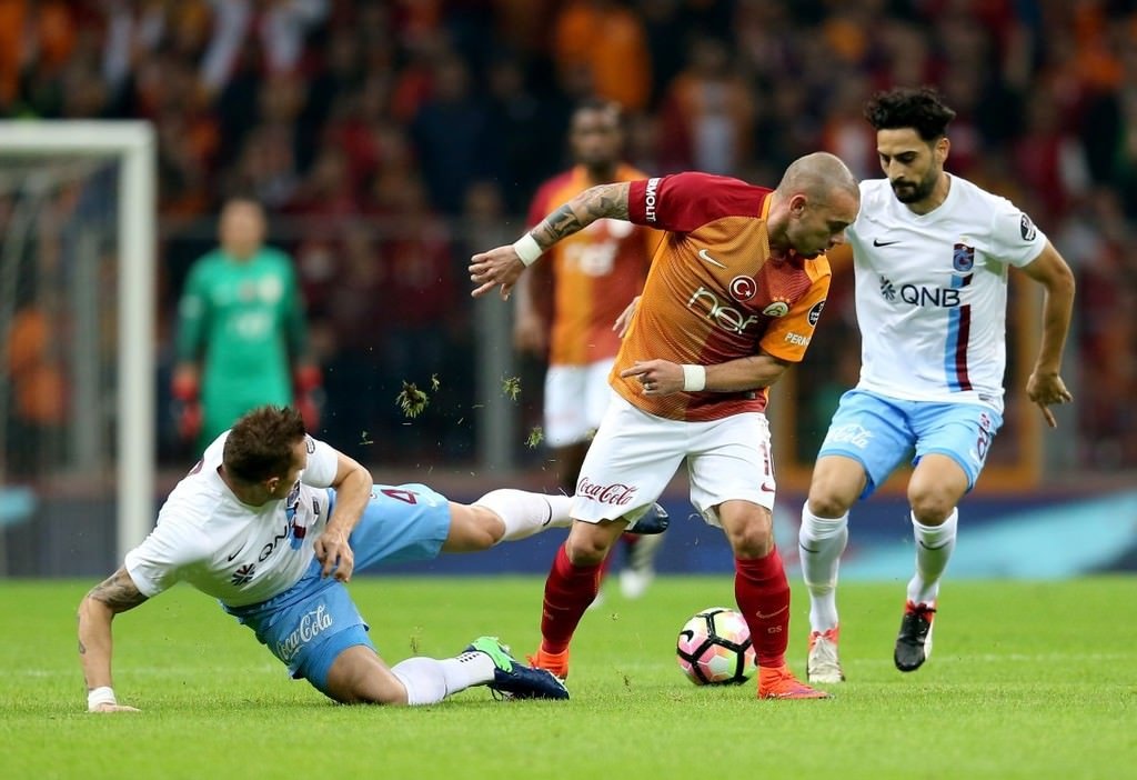 ’Fırtına’ Arena’yı yıktı!