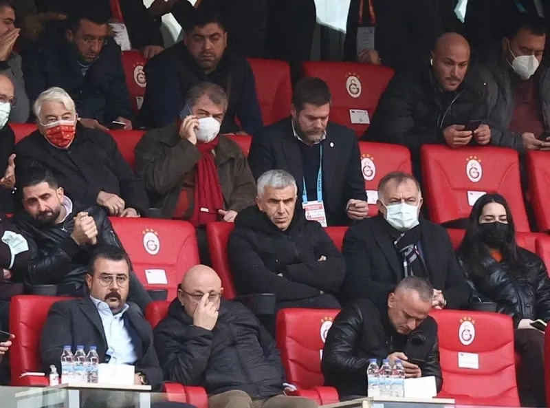 Önder Karaveli G.Saray-Antalyaspor maçını takip etti! Süper Kupa maçı öncesi... - 1