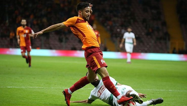 Galatasaray şokta! Teklifi kabul etti...