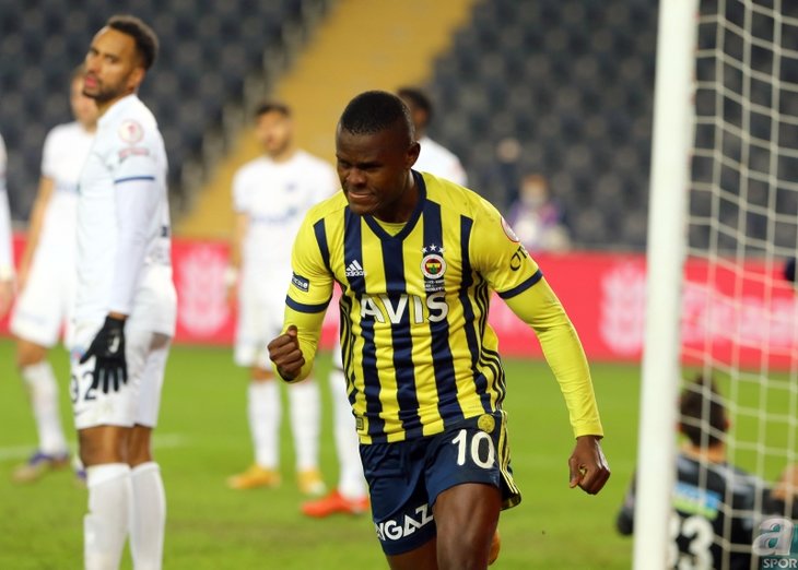 Emre Belözoğlu Fenerbahçe tarihine geçti! Mesut Özil ve İrfan Can Kahveci...