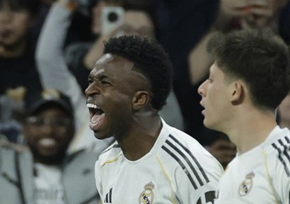 Real Madrid bir üst turda!