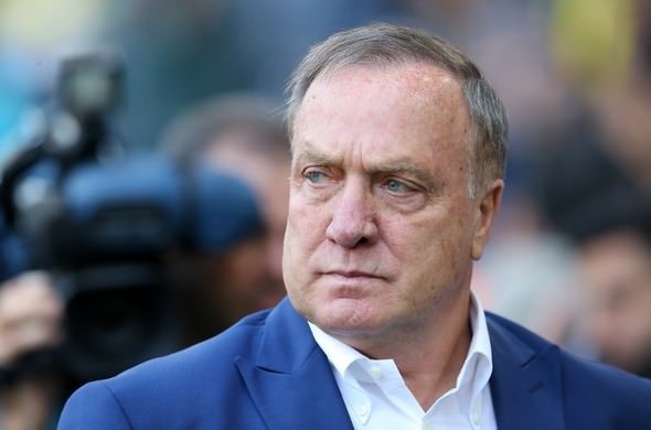 Advocaat’ın Emenike yorumu: Ne yaptığı umurumda değil