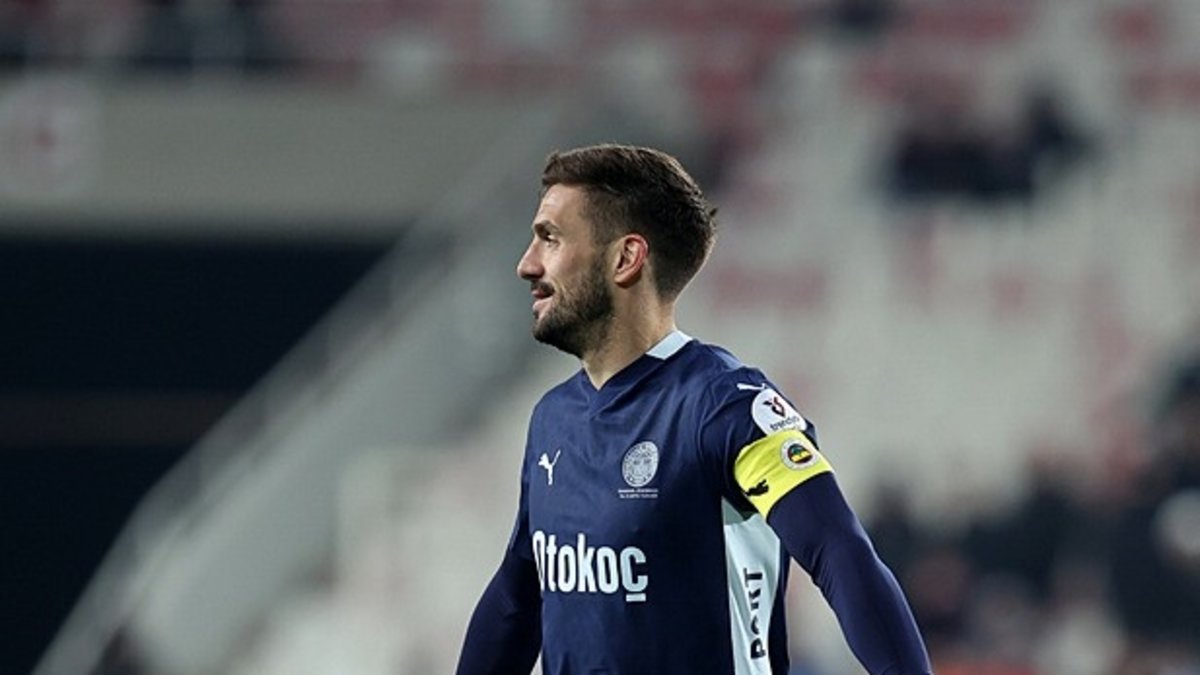 Fenerbahçe'den Dusan Tadic kararı! Sözleşmesi... Fenerbahçe'den Dusan Tadic kararı! Sözleşmesi...