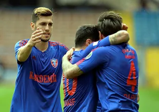 Karabükspor Tanese ile güldü!