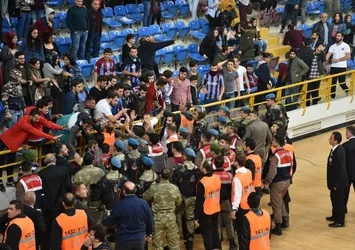 Trabzonspor'a 2 maç ceza