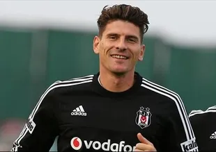 Beşiktaş'a Mario Gomez şoku