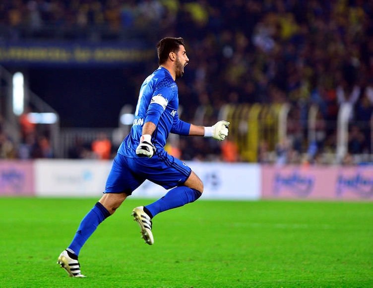 Galatasaray yönetimi Volkan Demirel’e minnettar