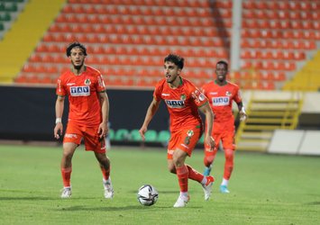 Fırtına'nın Umut Güneş ısrarı! İşte Alanyaspor'un talebi