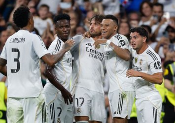 Real Madrid 10 kişiyle kazandı!