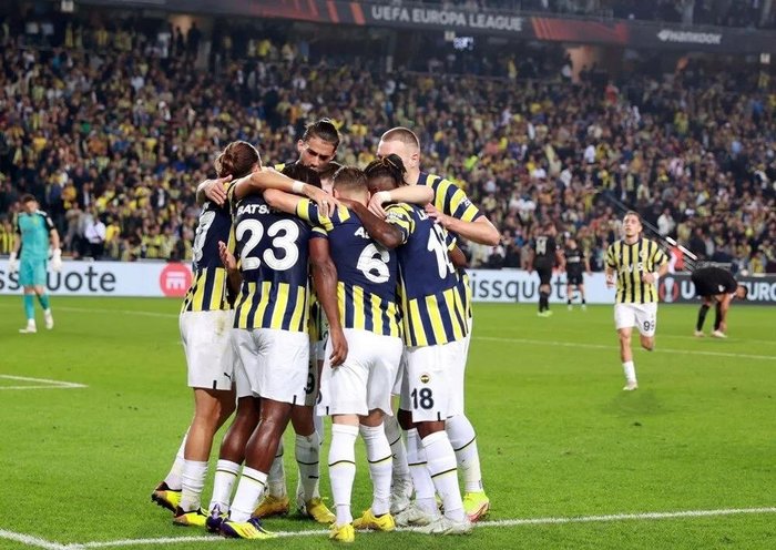 fenerbahce-gruptan-nasil-cikar-uefa-avrupa-ligi-1665583107323.jpeg