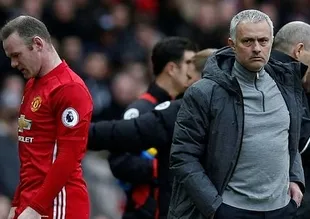Manchester United'a büyük şok!
