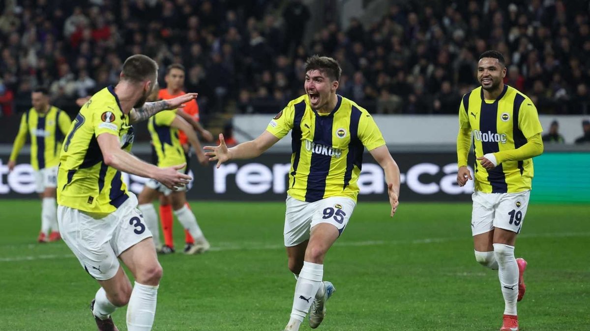 Fenerbahçe'nin eski yıldızı geri dönüyor! Sezon başında ayrılmıştı