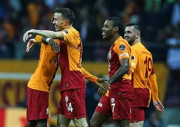 Galatasaray’da iki değişiklik