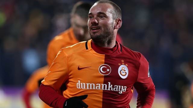 Galatasaray’dan Wesley Sneijder’e rest!