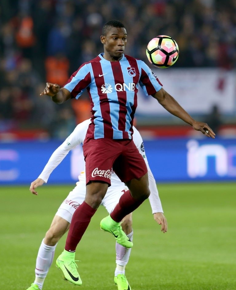 Trabzonspor-Galatasaray karşılaşmasından kareler