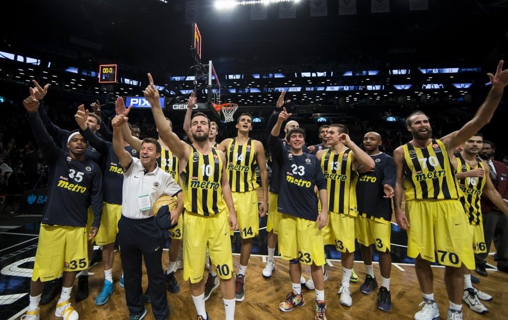 Fenerbahçe’den tarihi zafer