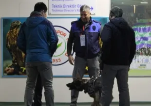 Fenerbahçe'nin soyunma odasında bomba alarmı!