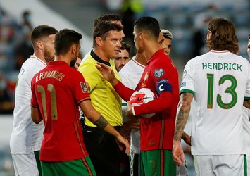 Portekiz - İrlanda maçında ortalık karıştı! Ronaldo...