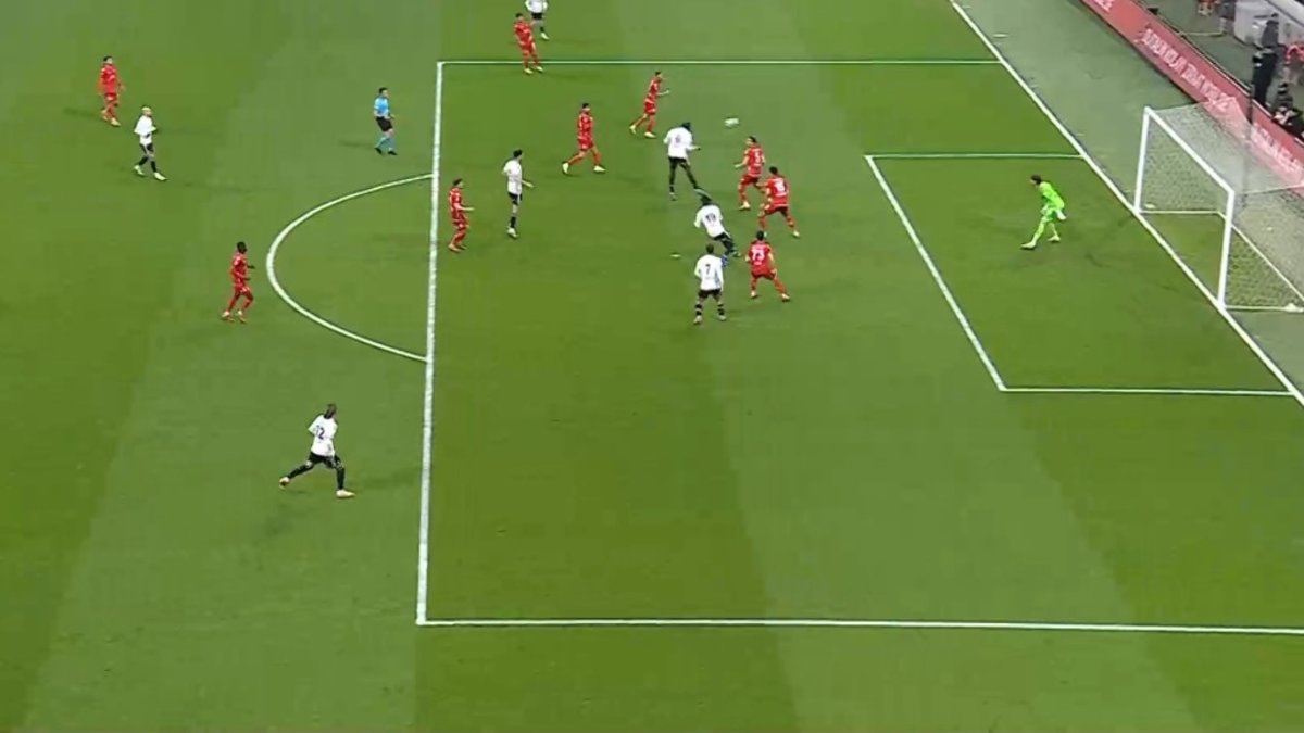 Beşiktaş Keçiören karşısında farkı 3'e çıkarıd! İşte Kartal'ın nefis golü