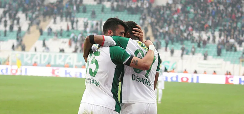 Bursaspor "kabus"tan uyandı