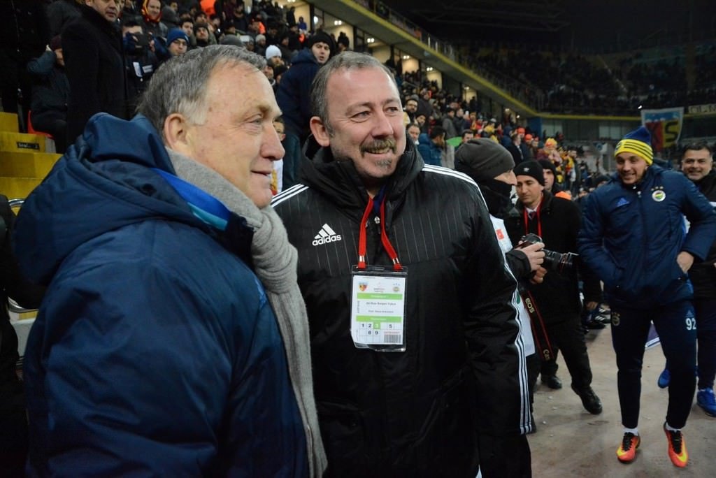 Kayserispor-Fenerbahçe karşılaşmasından kareler