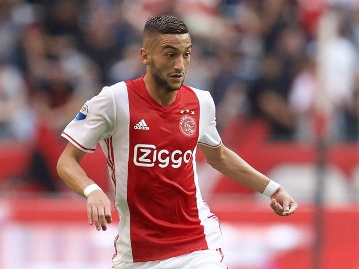 Taraftarlar Hakim Ziyech’e saldırdı!