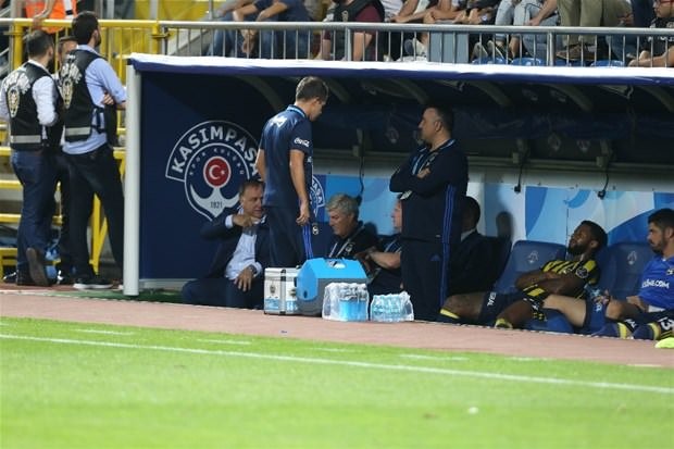 Fenerbahçe karıştı! Lens’ten olay tepki...