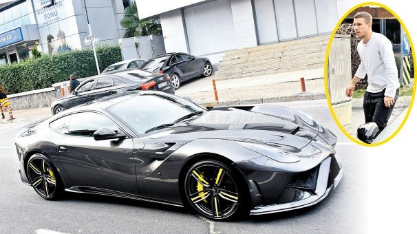 Yıldız futbolcunun yeni oyuncağı!