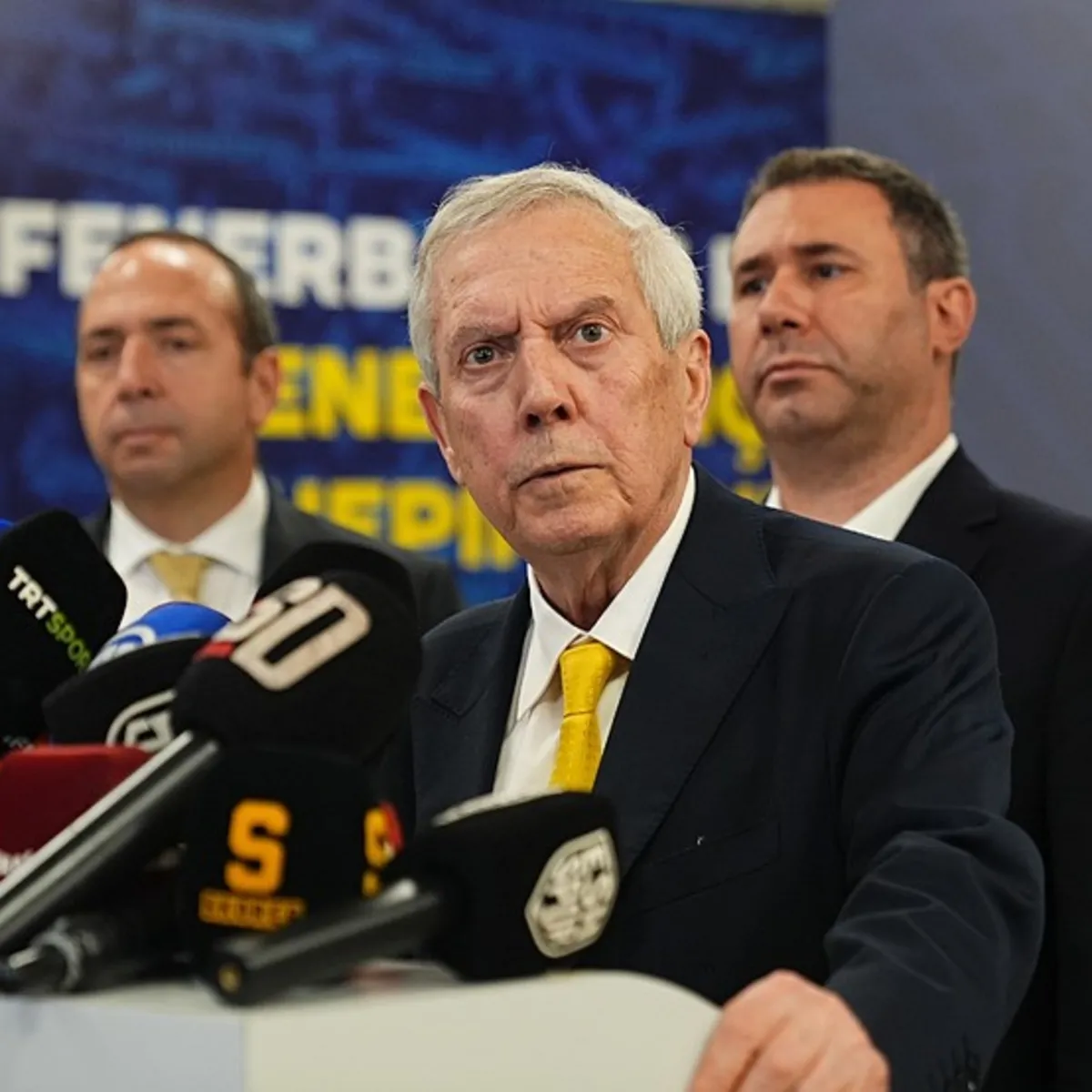 Fenerbahçe Başkanı Aziz Yıldırım'dan Hakemlere Sert Tepki