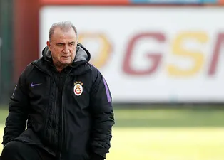 Galatasaray Mangala'nın peşinde