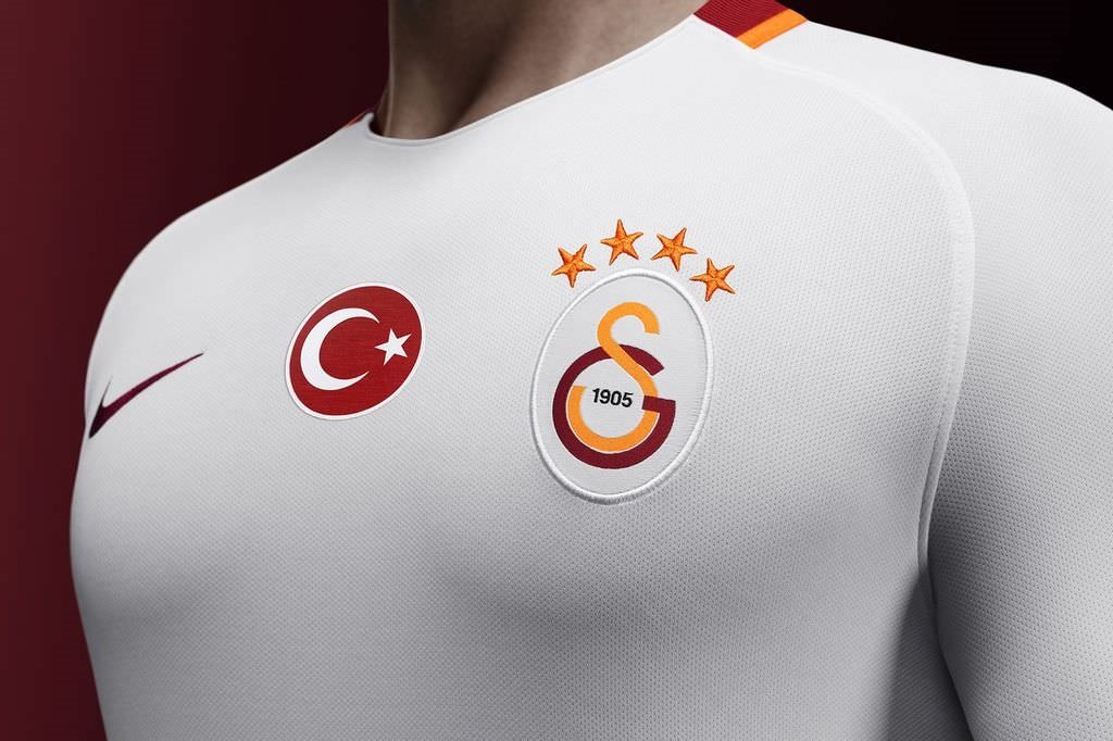 Galatasaray’ın 3.forması ortaya çıktı