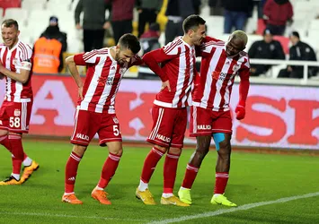 Sivas'tan Akhisar'a darbe