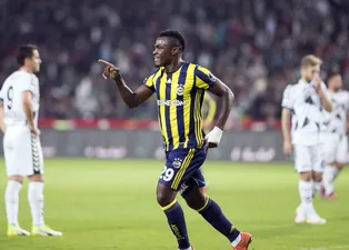 Denizlispor'da gündem Emenike