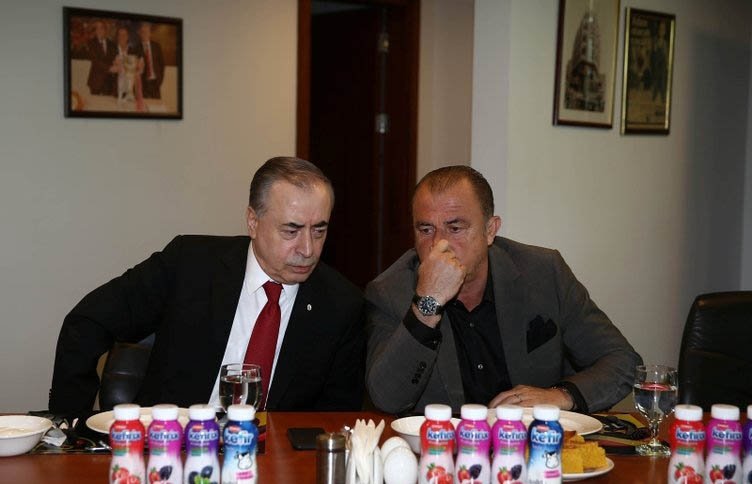 Galatasaray’da sürpriz veda...