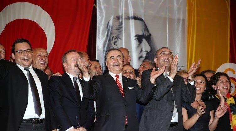 Galatasaray’da sürpriz veda...
