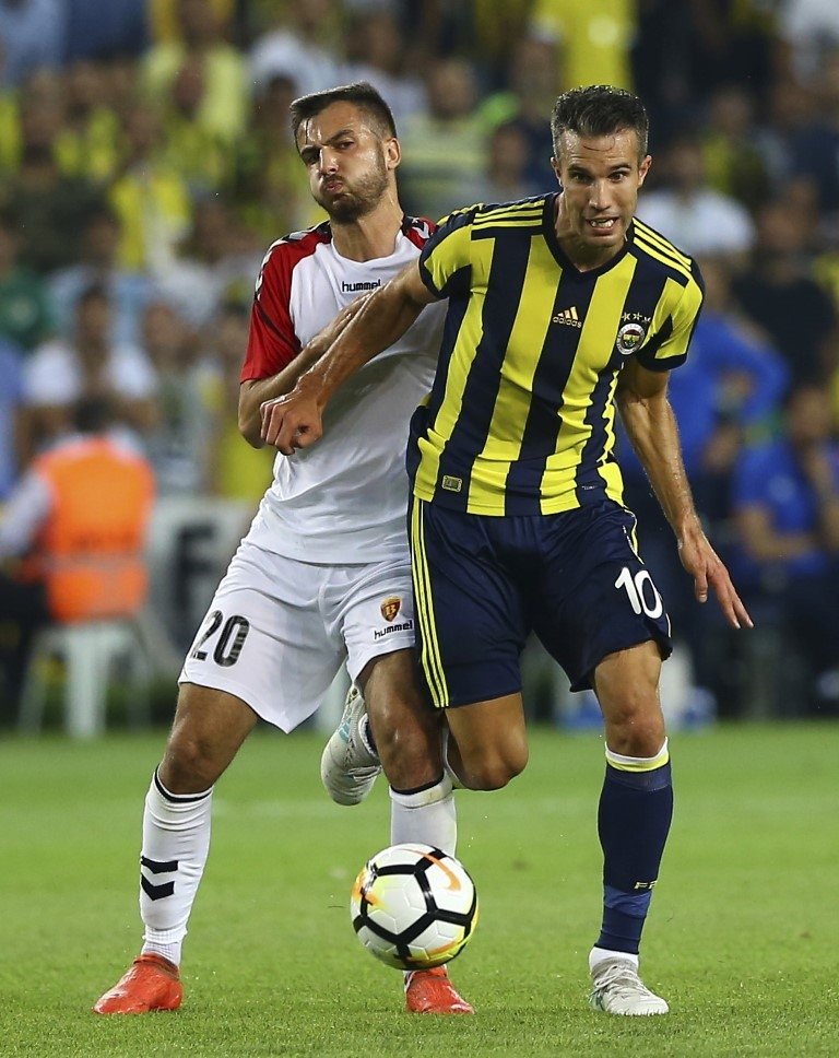 Robin van Persie’den sürpriz talep