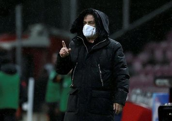 "G.Saray'da Terim olduğu sürece yönetim ikinci planda kalır"