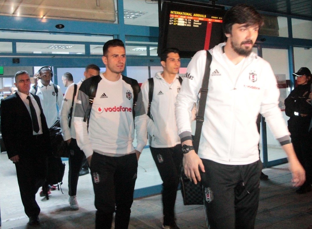Beşiktaş kafilesi Trabzon’a gitti