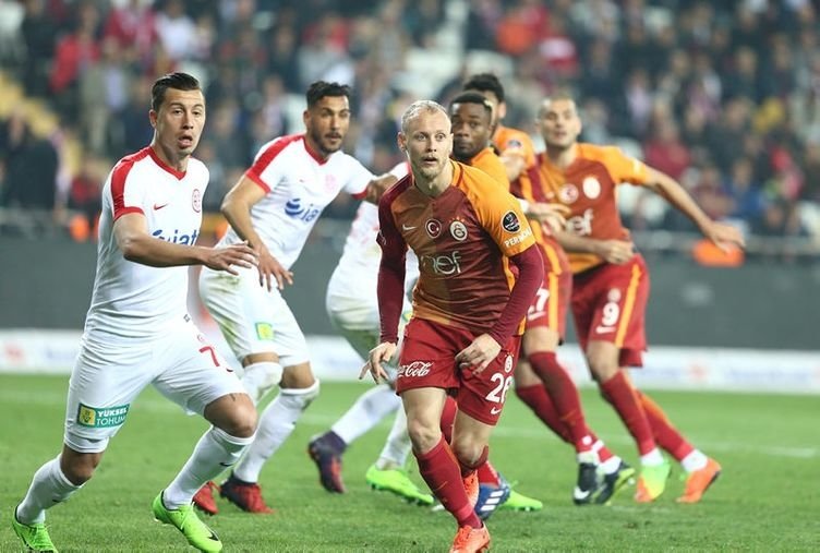 Semih Kaya, Galatasaray’dan ayrıldı